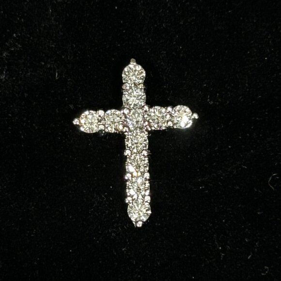 14K White Gold 2ct Diamond Cross Pendant Color I/J, Clarity VS (NWOT) - Picture 4 of 4